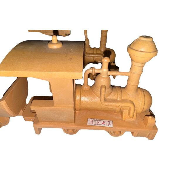 Vintage LIONEL Happy Huff-N-Puff 1970s HH&P Toy Push Train Set Resin w 12 Tracks - Picture 4 of 13